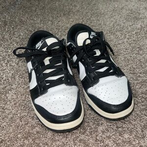 Panda dunks